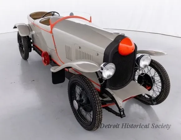 Automobile - 1930 James Scripps Booth DaVinci Pup Cycle Car