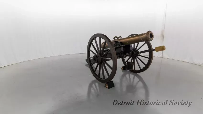 Cannon - Dhs_2008_004_013_arceye_spin_024